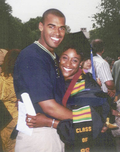 grad.jpg (42571 bytes)